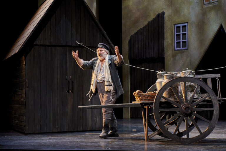 RECENSIE: Bock – Fiddler On The Roof